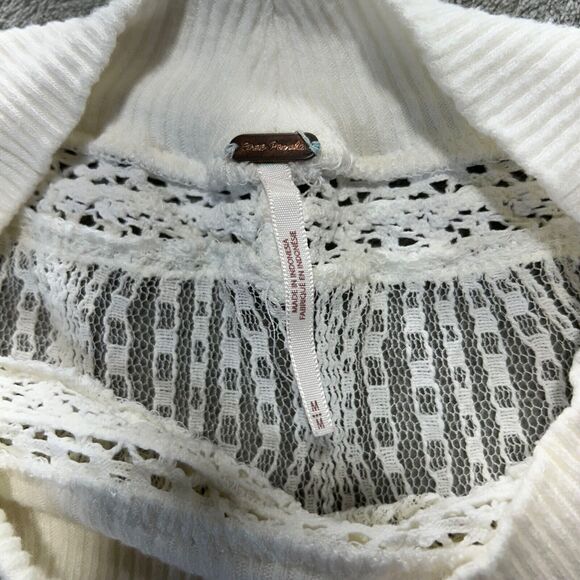 Free People Women's Off White Lace Thermal Top Raw Hem Boho Oversize Medium‎ - Picture 3 of 8